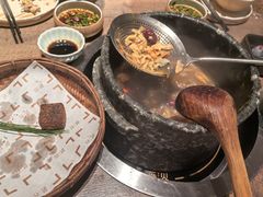 -蘑界·野生菌火锅(深业上城店)