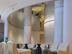 -涨巢·潮玩水疗局