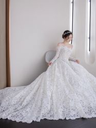 -不晚国际婚纱礼服