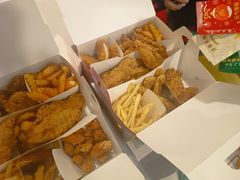-麦当劳(汉口火车站候车室店)