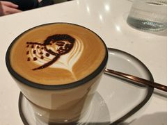 拿铁-潮一不贰·法式甜品·生日蛋糕·西式简餐(外滩店)