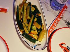 -徐记小怪兽肉蟹煲店(哈西万达金街店)