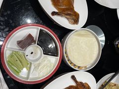 招牌挂炉烤鸭-月福京味斋·烤鸭店·北京菜(鼓楼总店)