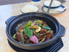 -大富蚝乌东哥饭店·石锅鱼杂·柠檬鸭(革新路店)