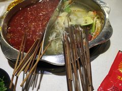 -钢管厂五区小郡肝串串香(滨江店)