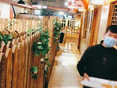 大堂-三个大叔烤羊肉串·炭炉砂锅菜(西三旗店)