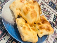 烤包子-新疆伊宁远征餐厅