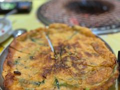 -牛信亭韩国料理·炭火烤肉(紫藤路店)