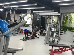 -享受健身·美体塑形馆