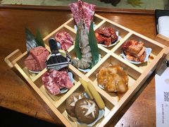 -肉魁屋·烧肉·烧鸟·酒场(高新店)