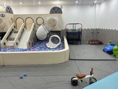 -龙格亲子游泳·水育早教运动中心(龙湾天街店)