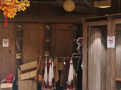 -暴风岛沉浸式体验馆(百联世纪店)