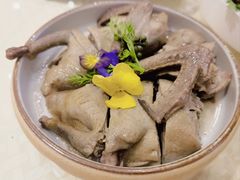 椒香乳鸽-熙春园餐厅