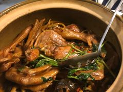 -食爺炭炉鸡煲·烧烤