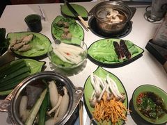 -一叶一世界·素食餐厅(锦华万达店)