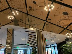 -WOLFGANG PUCK KITCHEN & BAR(迪士尼小镇店)