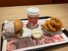 -The Habit Burger Grill 哈比特汉堡(复兴soho店)