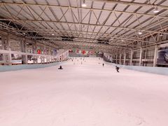 -乔波室内滑雪场