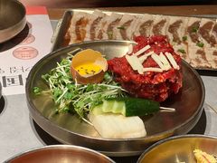 -草家酱蟹炭火烤肉店(珲春南路一店)