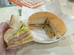 猪扒包-旺角宝港式茶餐厅(寮步店)