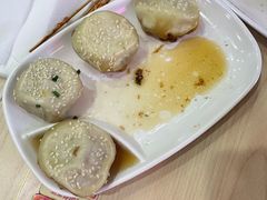 -小杨生煎(金山百联购物中心3楼店)
