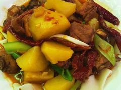 新疆沙湾大盘鸡-巴依老爷新疆美食(常营店)
