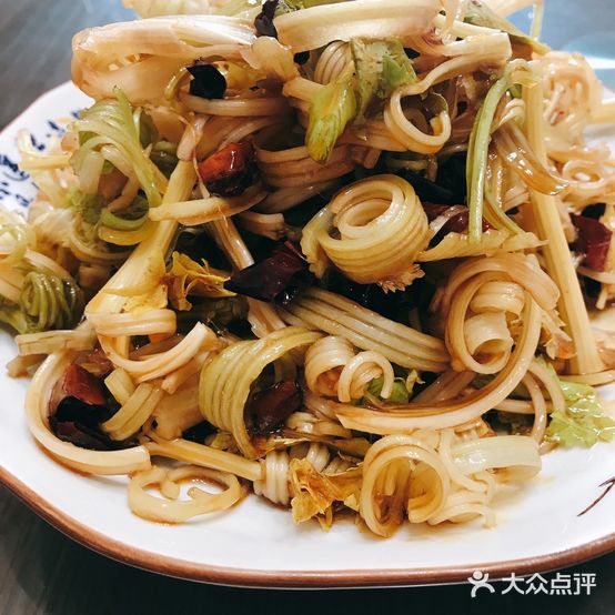 胶东老宅院(西二路店)