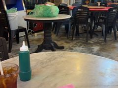 -大树下海鲜饭店