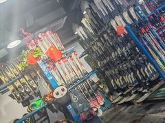 -乔波室内滑雪场