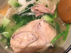 半只鸡过桥米线-刀小蛮半只鸡过桥米线(家乐福四元桥店)
