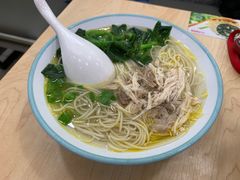 鸡丝汤面-小杨生煎(成山巴黎春天店)