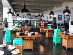 大堂-李子坝梁山鸡(李子坝大鸡哥店)