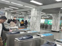 -烈士陵园(地铁站)