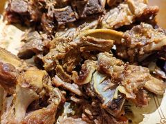 -东口码头·烧鸽子·鱼头泡饼·地方菜(金鹰悦城店)