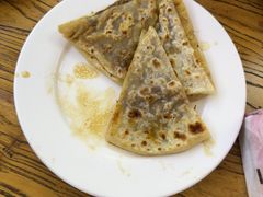 -溢心园香河肉饼总店