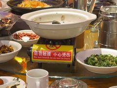 -巢爷老味(东方红店)