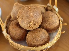 -包整·丝娃娃(一览甲秀楼风景店)