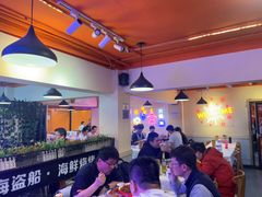 -海盗船. 龙虾烧烤. 酒馆