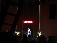 -TZ House音乐现场(来福士中心店)