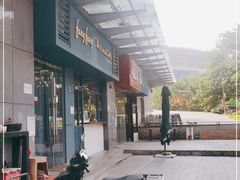 -Be Lived Cafe比例咖啡(摩天轮店)