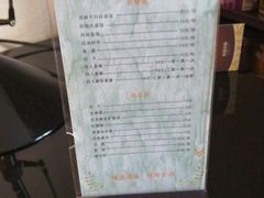 -红方格精致酒店(泸州金融中心万象汇店)