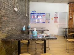-香港风味小吃店(中英街店)