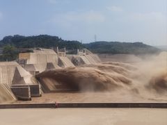 -黄河小浪底水利枢纽风景区