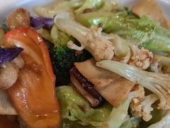 -严记小天府酸菜鱼(西四路店)