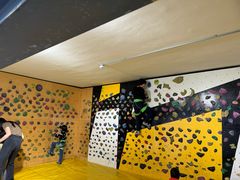 -问山MountQuest攀岩馆