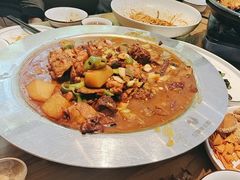 -俭寨大盘鸡·手抓肉·烧烤新疆菜(乌苏路店)