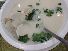 -鹏城人家海鲜酒家·23年老字号(较场尾店)