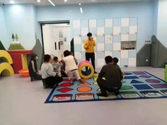 -美国谷斯妈妈早教中心 (陆家嘴店)