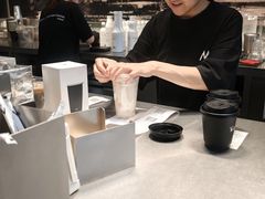 -M Stand(杭州萧山万象汇店)