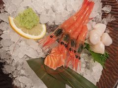 -牛YO寿喜烧·铁板烧和牛火锅自助(市府恒隆店)